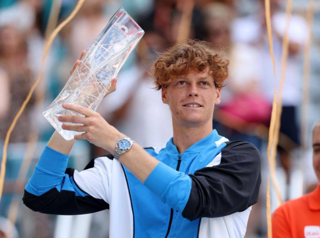 Jannik Sinner: en estado de gracia extiende un año colosal