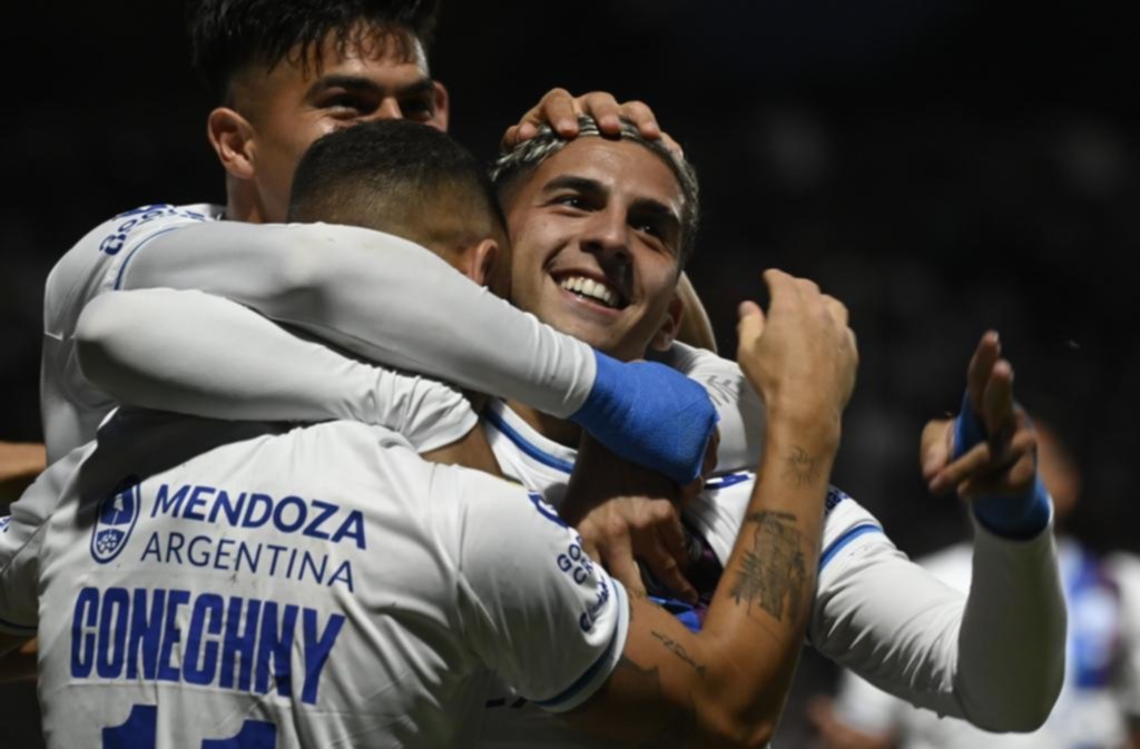 Godoy Cruz ya entró a los cuartos de final por la Zona B