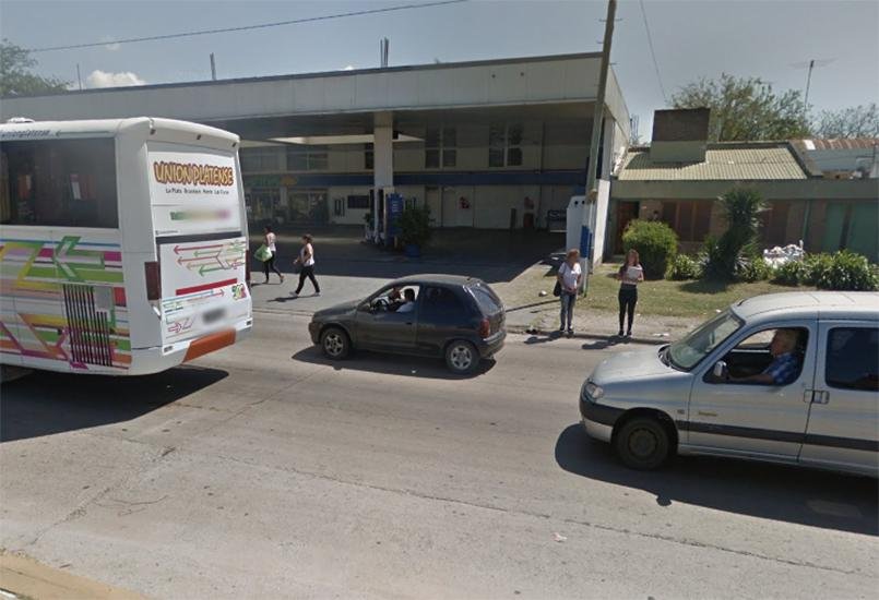 Se llevaron una fortuna de una estación de servicio de La Plata