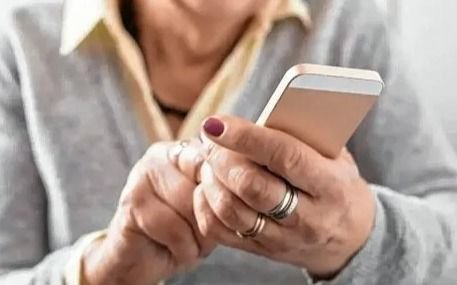 "Caí en la trampa", el duro relato de una jubilada de La Plata que sufrió una estafa virtual