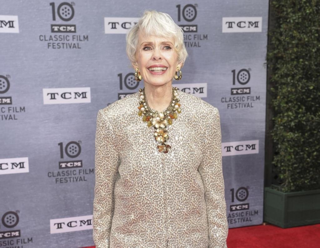 Adiós a Barbara Rush, estrella que trabajó con Sinatra, Hudson y Brando