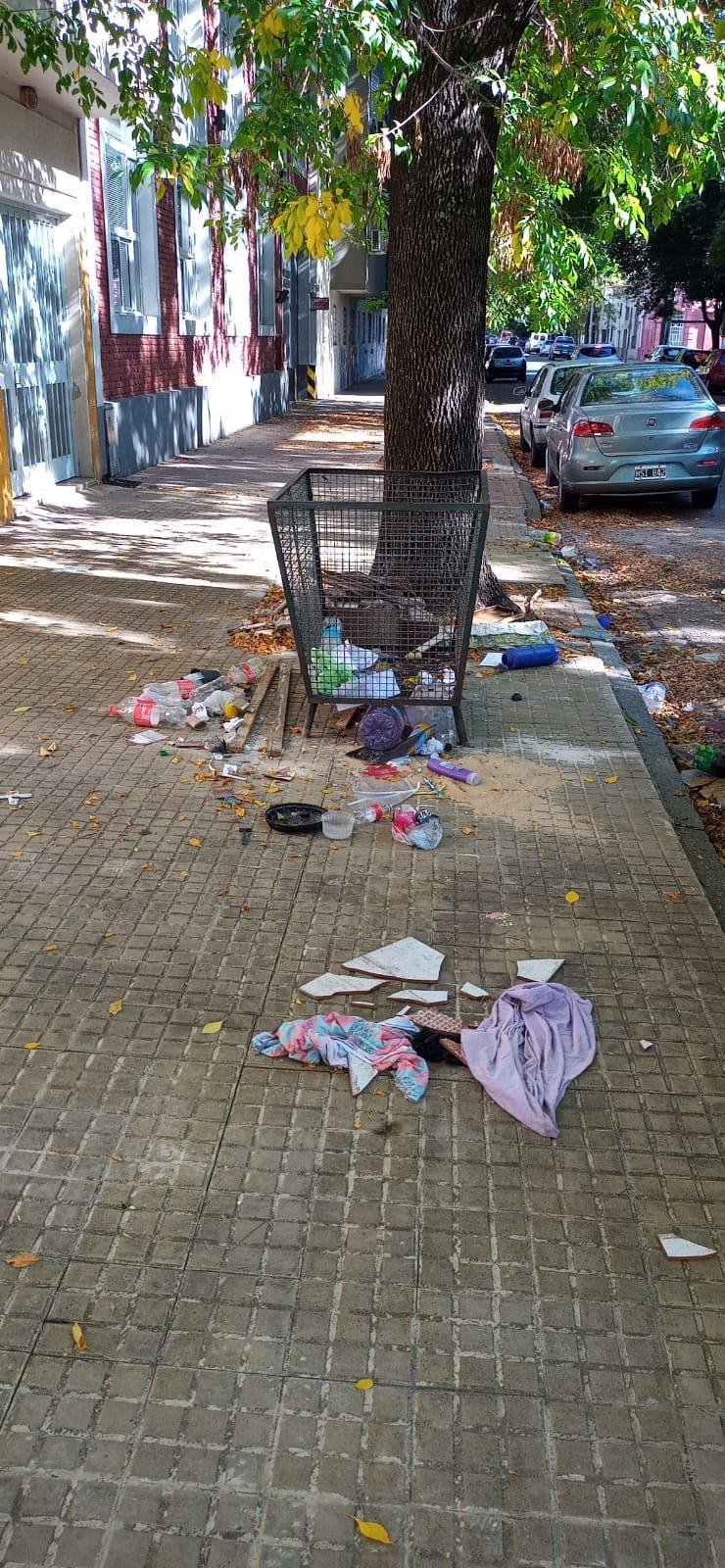 Reclamo por residuos en 6, 63 y 64 y calles aledañas