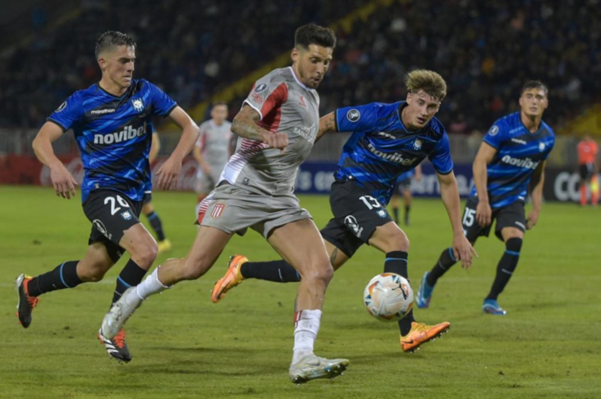 Huachipato vs Estudiantes.- El Pincha dejó escapar dos puntos en una  versión distorsionada y empató en el debut de la Copa Libertadores