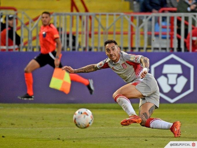 Javier Correa y otro estreno con gol en el León