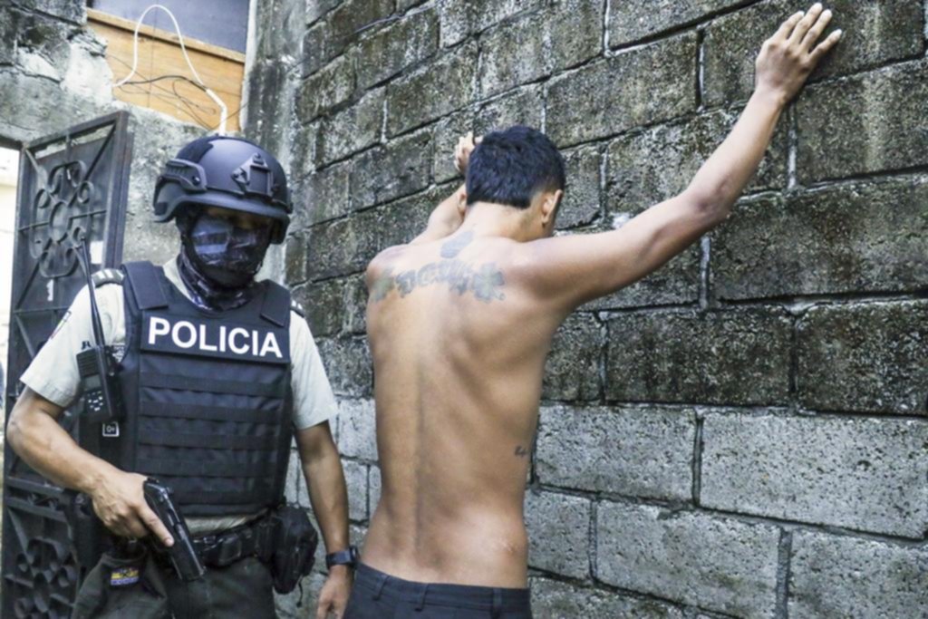Ecuador: por corrupción, piden prisión para jueces, exjueces y policías