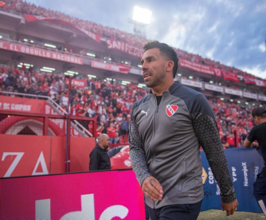 El Bicho, por el pase a Cuartos y el Rojo, para seguir con vida