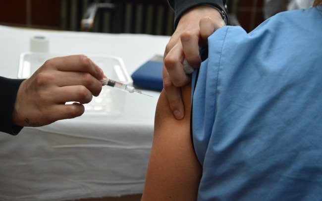 La Provincia activó la vacunación antigripal para niños de 6 meses a 2 años: los vacunatorios en La Plata, Berisso y Ensenada