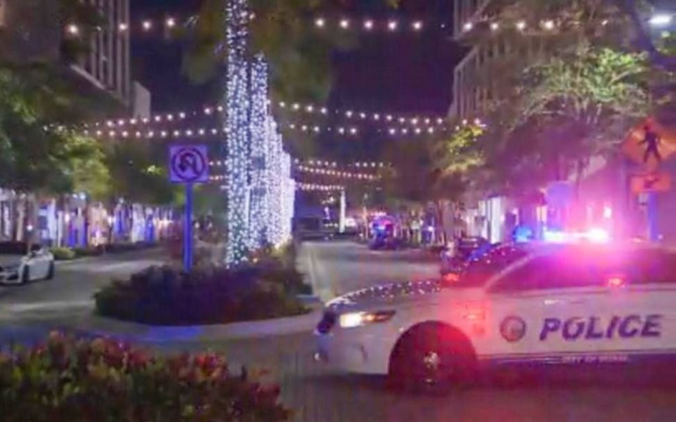 Tiroteo en Florida con saldo de dos muertos y siete heridos