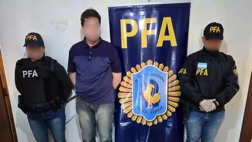 Amenazaba con poner bombas en templos judíos y fusilar a rabinos