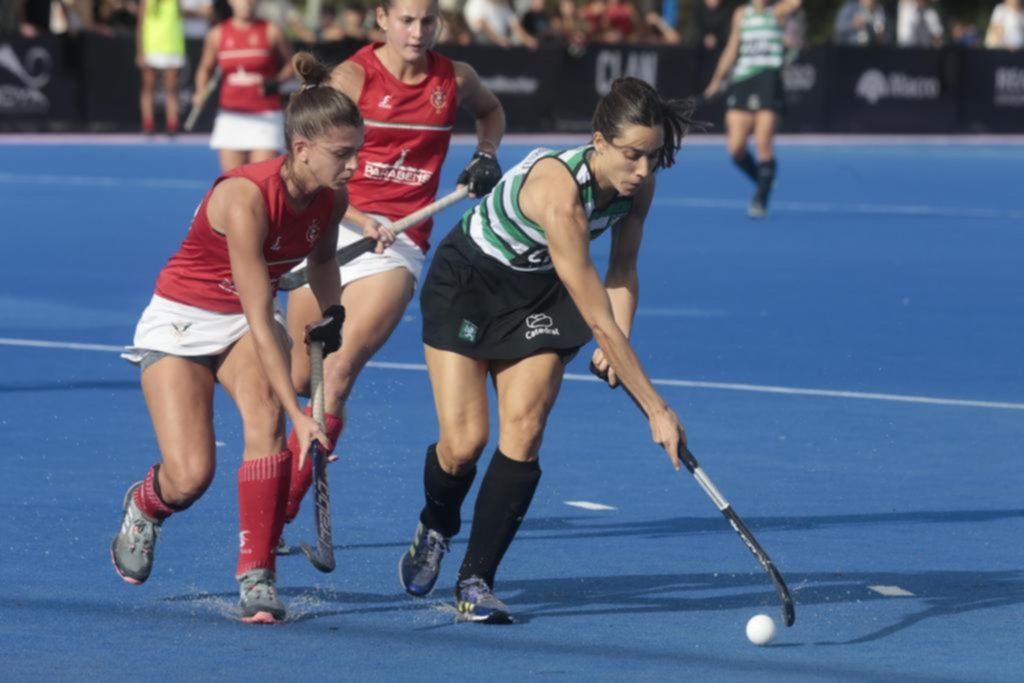 Santa “A” pudo ganar de local, en hockey femenino