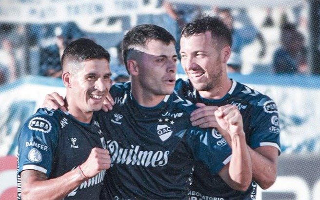 Quilmes sigue en la punta