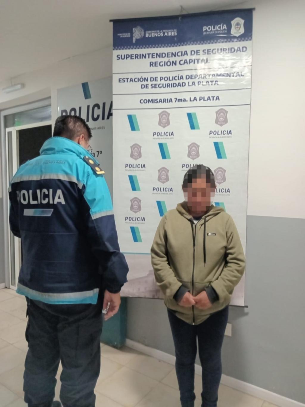 Recobró el sentido y denunció a su mujer