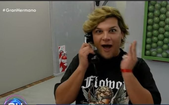 Emmanuel atendió el teléfono rojo y cambió la placa de nominados en Gran Hermano 2023
