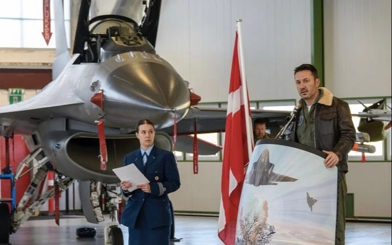 Milei participó de manera virtual de la compra de aviones de combate a Dinamarca