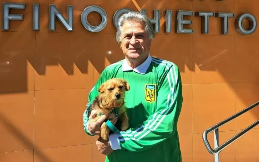 El "Pato" Filliol recuperó su medalla de campeón del 78, tras el robo que sufrió en su casa de Belgrano: "Día muy especial"
