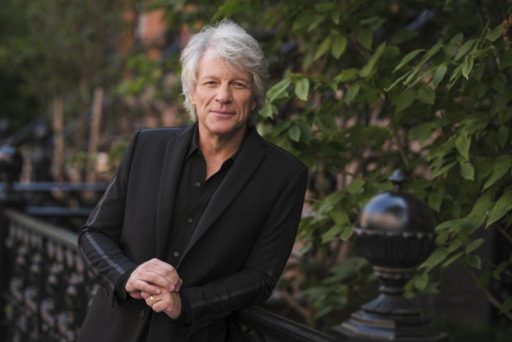La historia de Bon Jovi llega a la tevé mientras espera un nuevo lanzamiento