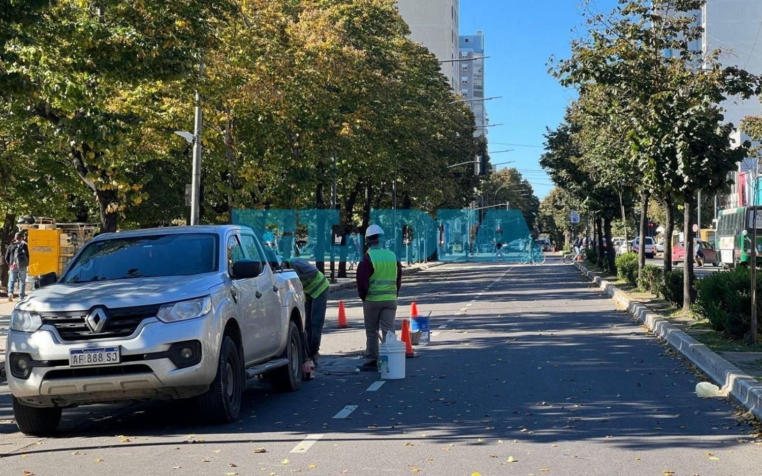 Caos de tránsito en pleno centro de La Plata por una obra vial