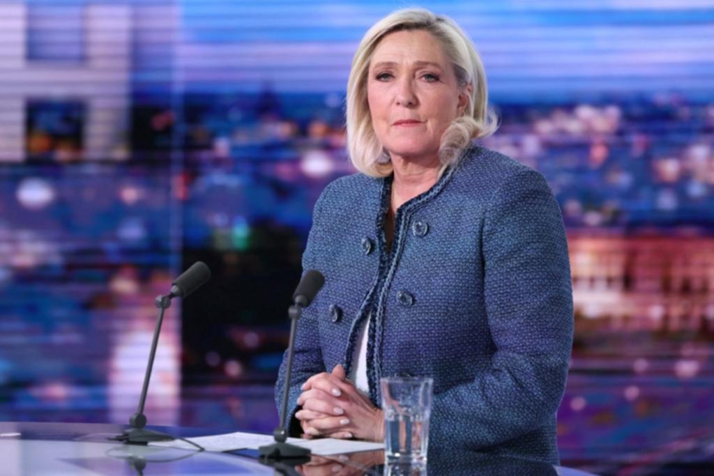 Le Pen, fuera de juego: la inhabilitaron por cinco años