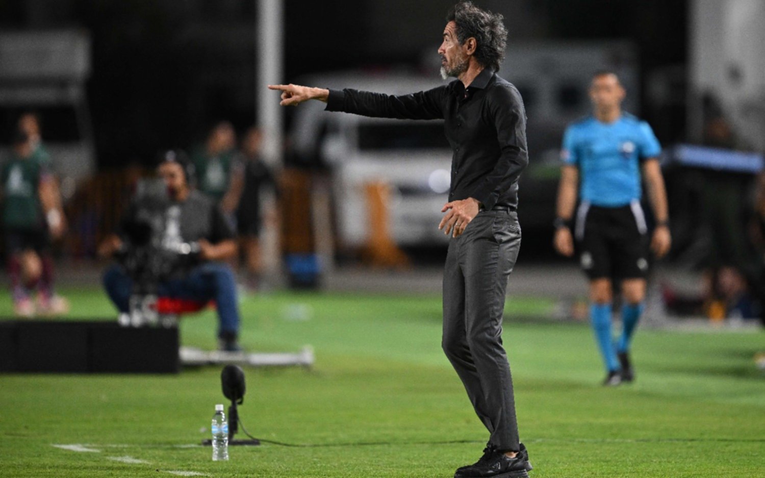 Eduardo Domínguez: "Teníamos que pisar fuerte y ser un equipo serio"