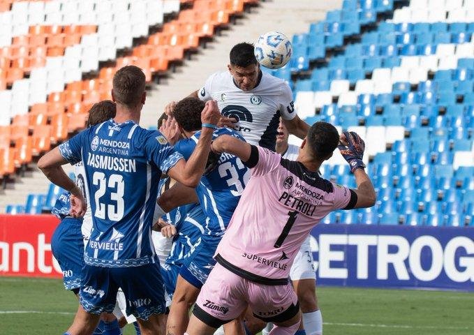 El clásico de Mendoza fue un empate en paz