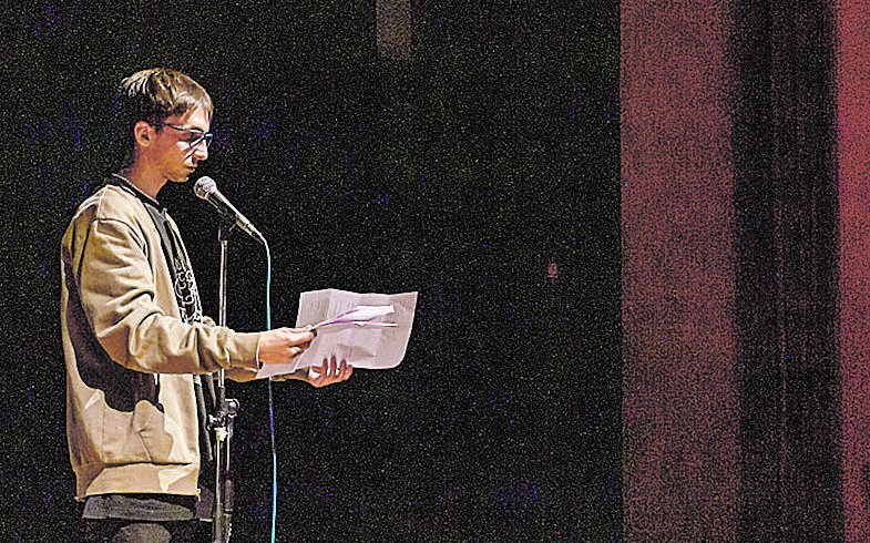 Sin brújula: una fiesta para los amantes de la poesía