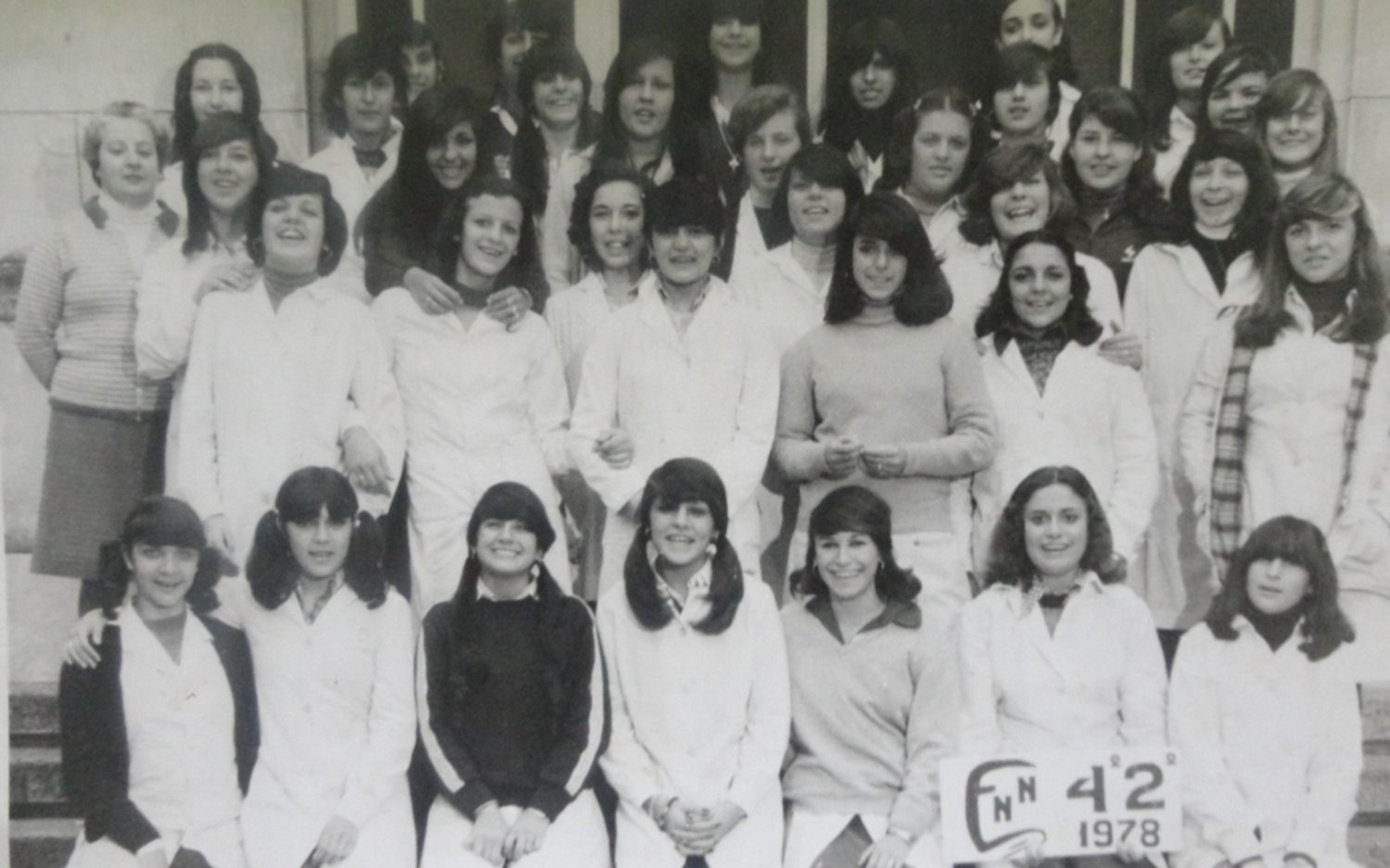 Buscan fotos antiguas para reconstruir la historia de la Escuela Normal N°1 de La Plata