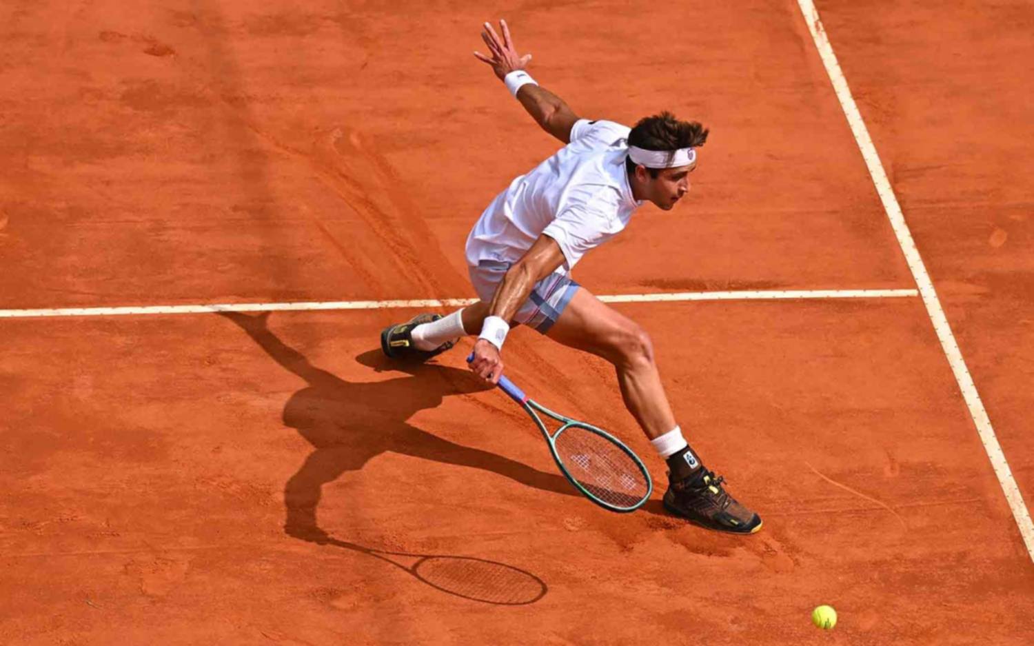 El platense Etcheverry perdió y quedó eliminado en el Masters 1000 de Montecarlo