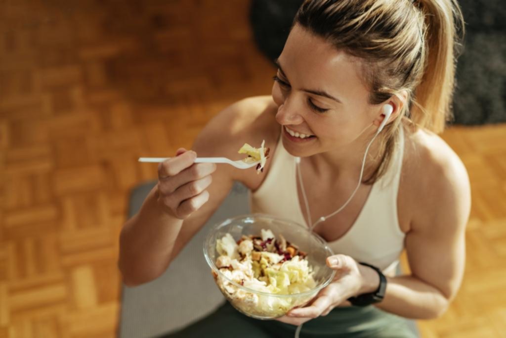 La rutina perfecta para nutrirse bien y ejercitarse mejor