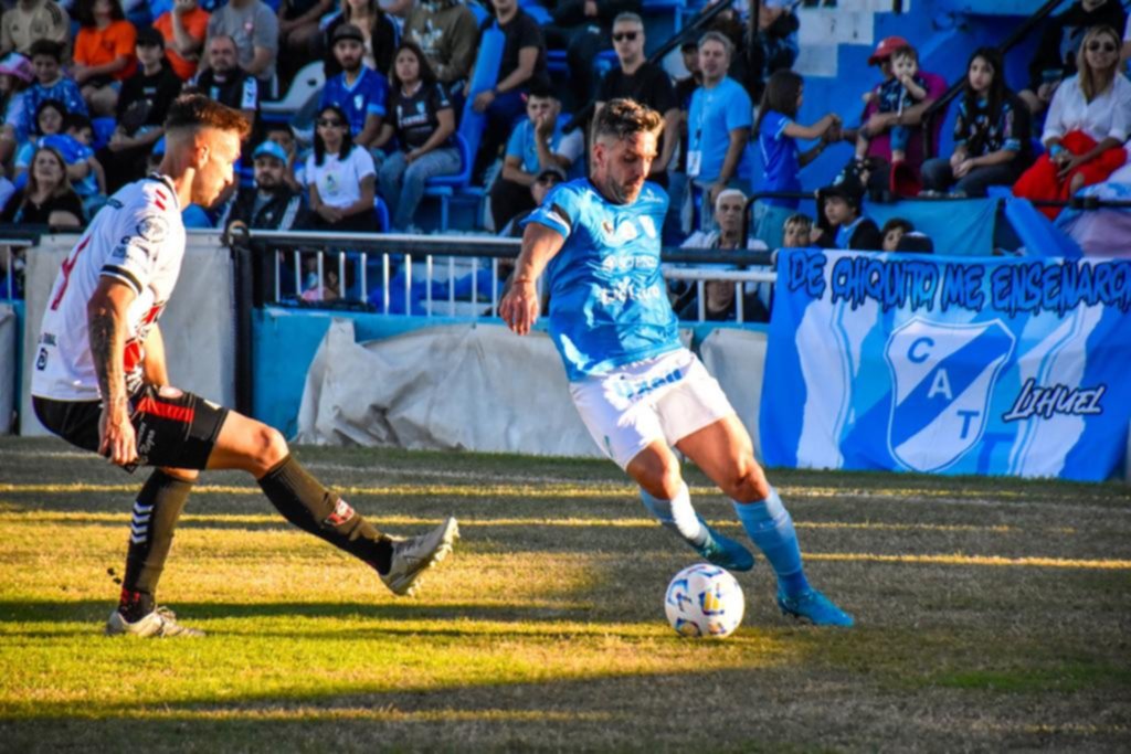 Chacarita goleó a Temperley y es escolta