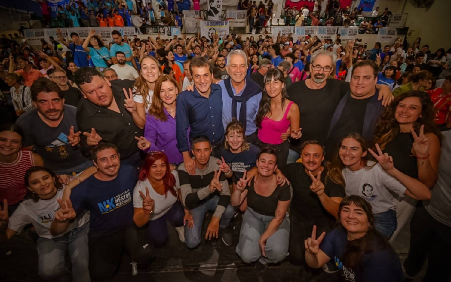 Renovado respaldo de Alak a Kicillof en plenario local
