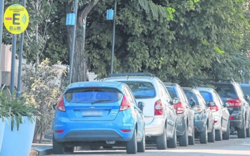 Transporte, basura, estacionamiento y más: así va a funcionar La Plata en Semana Santa