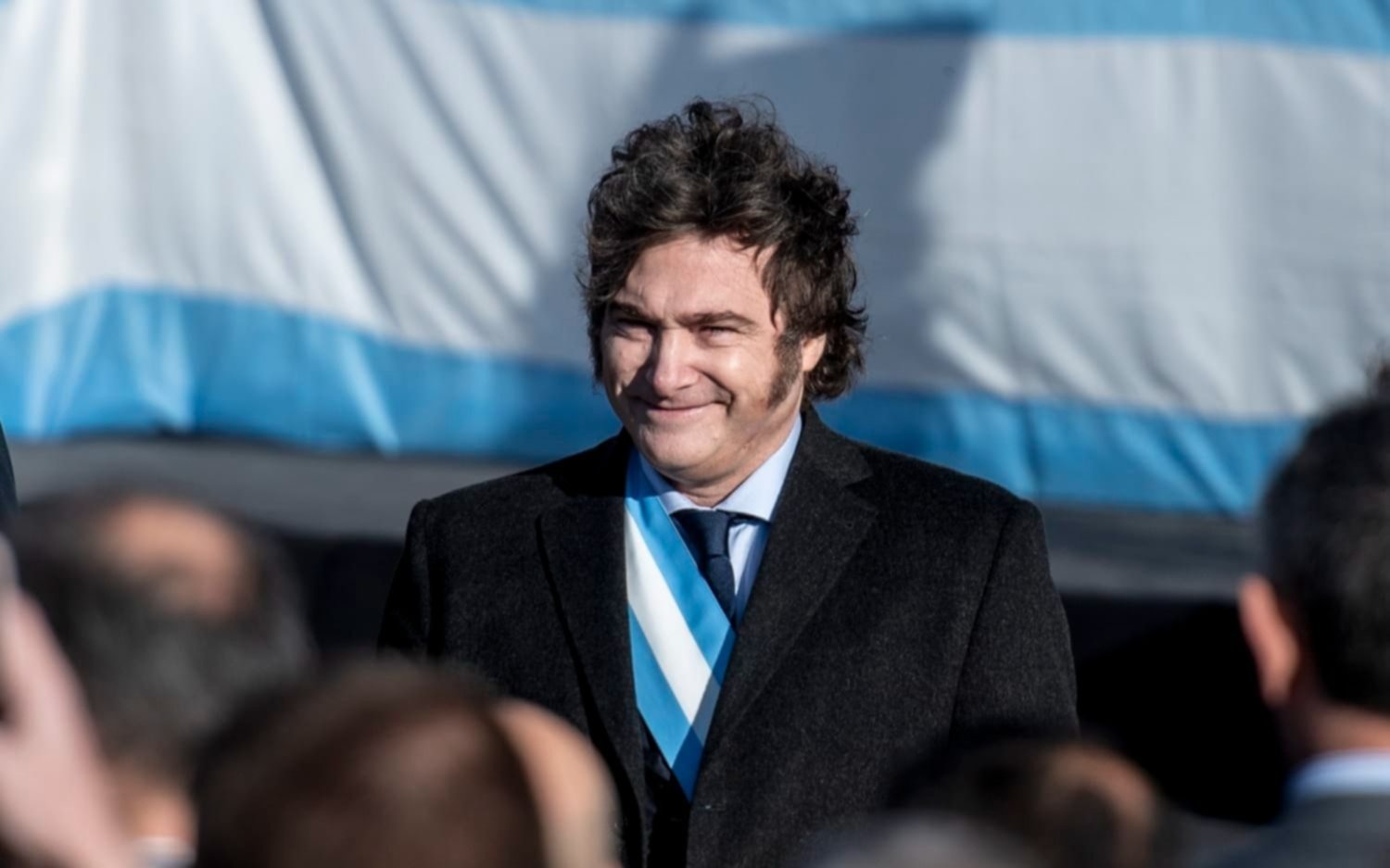 Milei decretó que la UIF dejará de querellar en las causas de lavado y corrupción