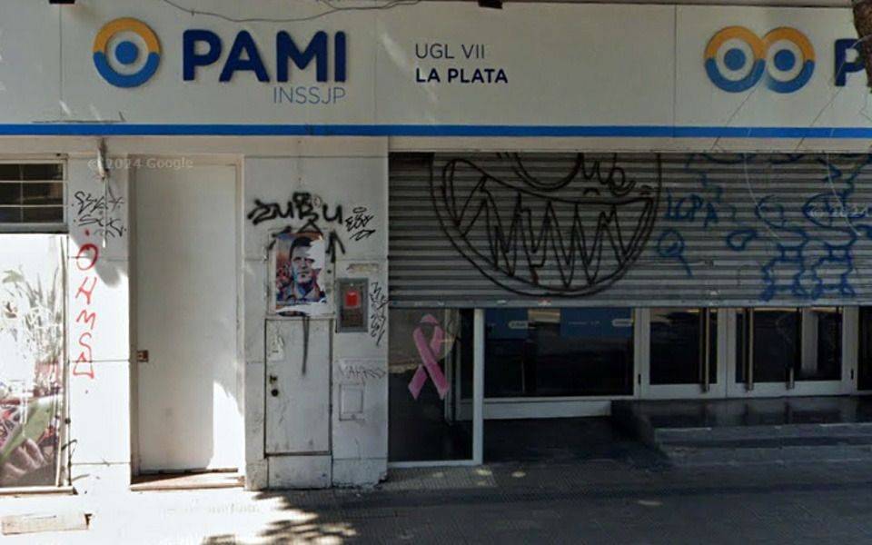 Procesaron a los dos ex funcionarios del PAMI La Plata que fueron echados acusados tras un viaje para ver a Madonna en Brasil