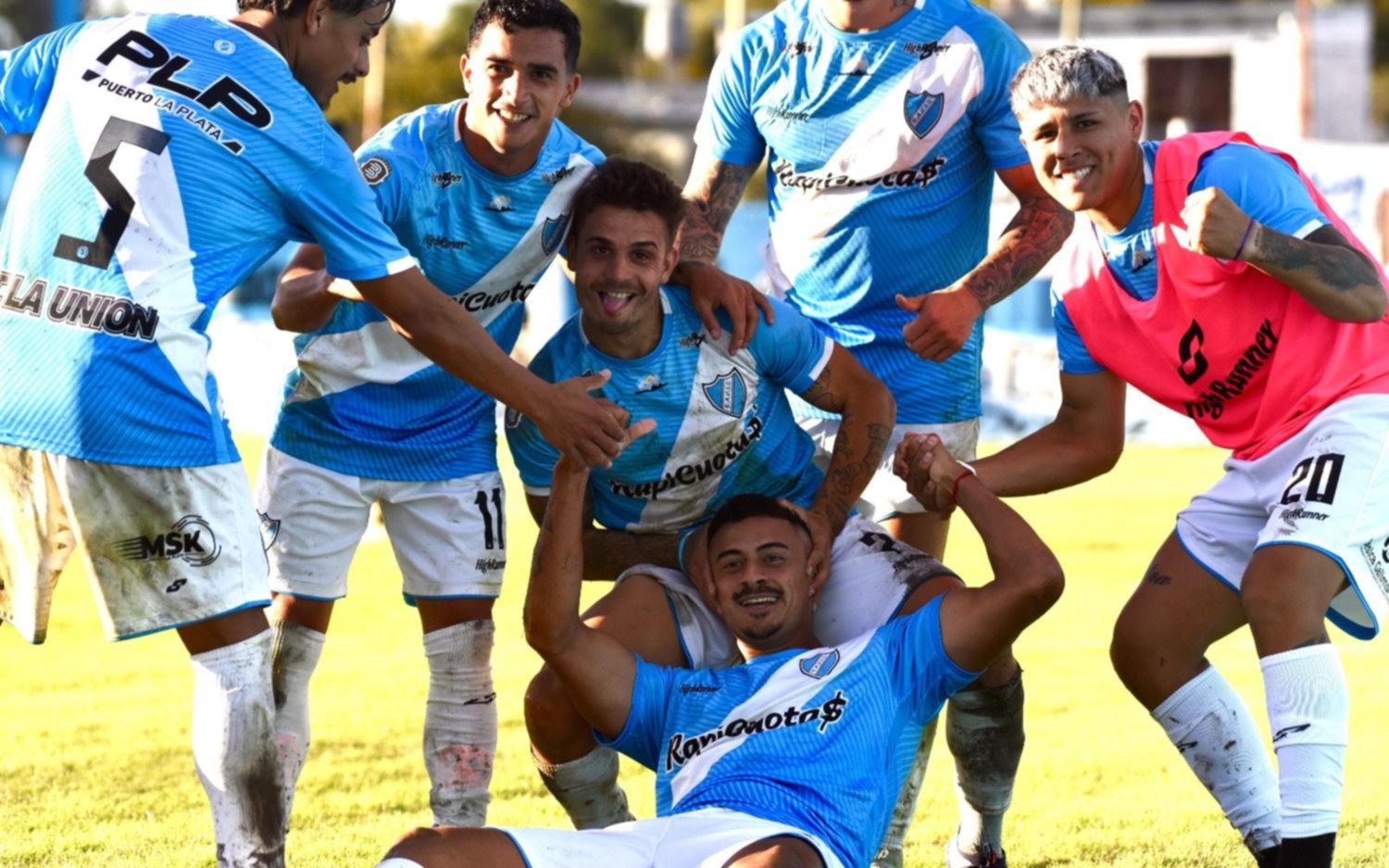Villa San Carlos volvió al triunfo ante Italiano y sigue en la pelea de la Primera B