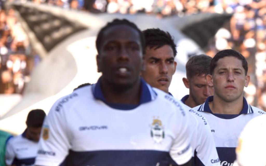 Hurtado será evaluado en el regreso a las prácticas