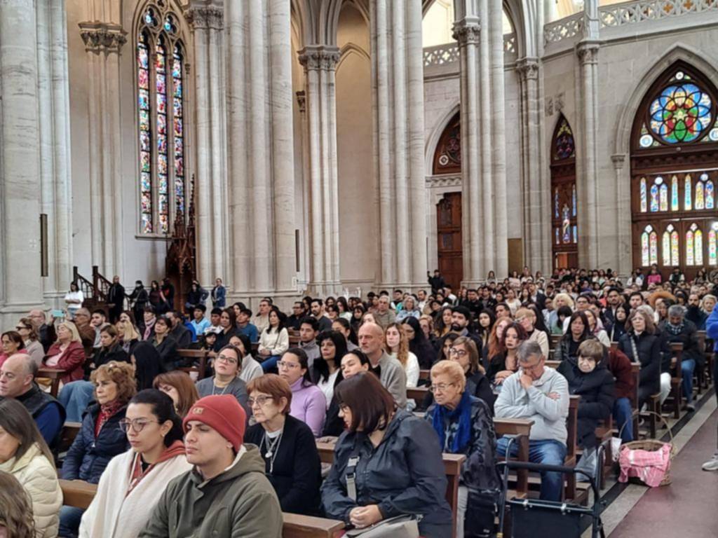 Iglesias colmadas en el cierre de la Semana Santa en la Región