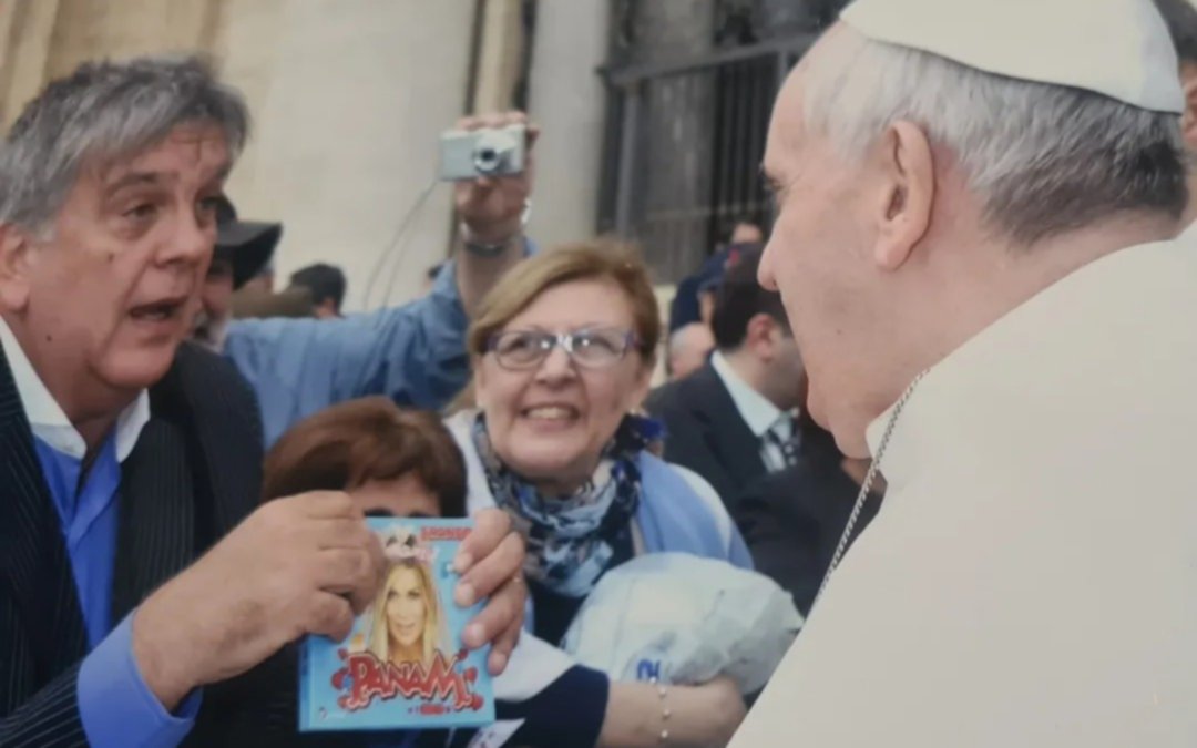 Los famosos despidieron al papa Francisco: el encuentro con Luis Ventura y la insólita anécdota con Jimena Barón