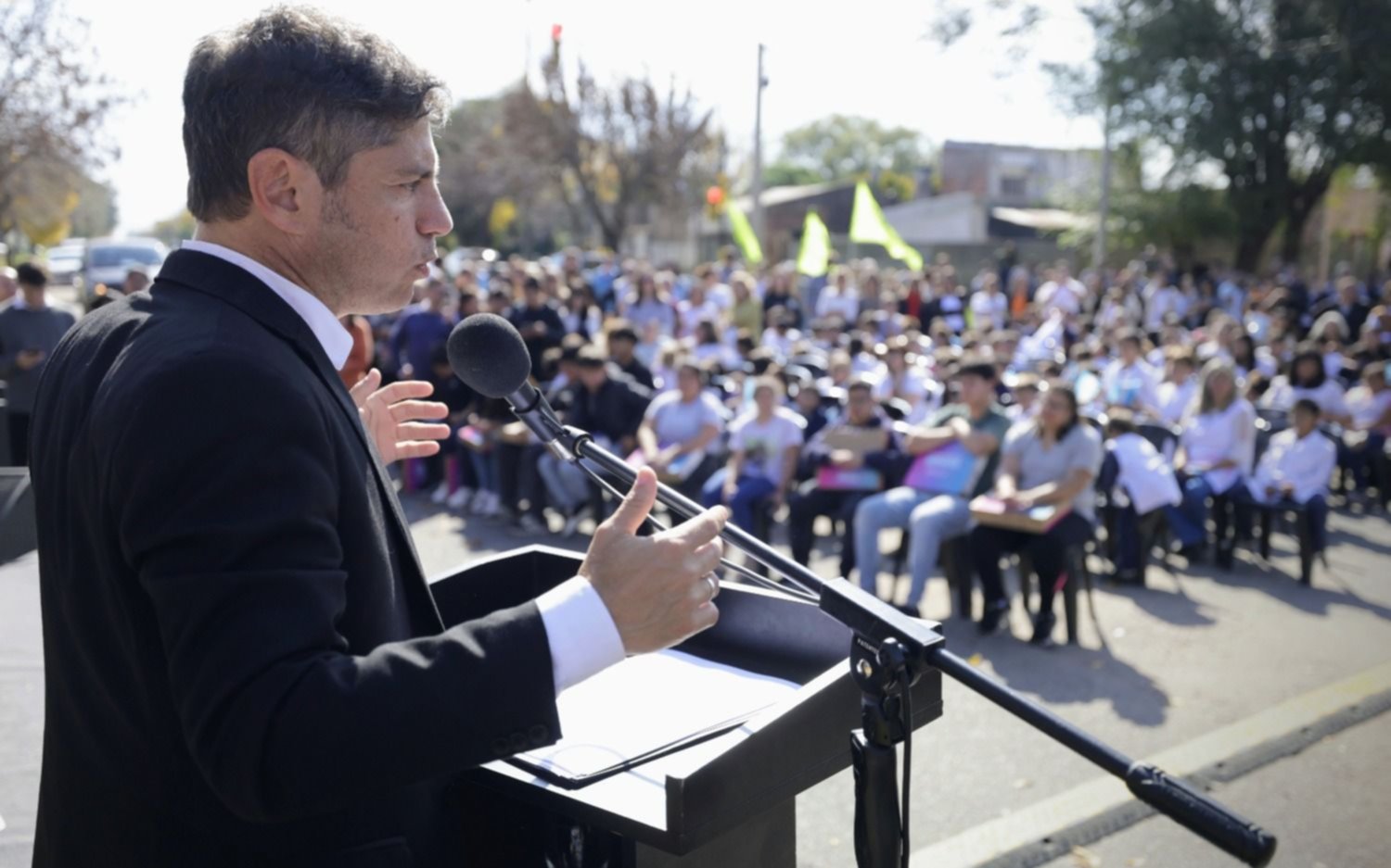 Trenque Launquen: inauguración refacciones en colegios y entregaron patrulleros