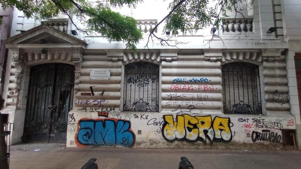 Daños y vandalismo contra el patrimonio público