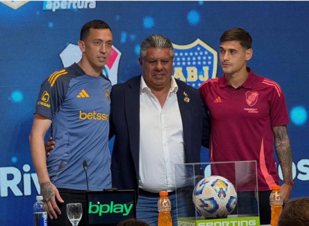 El Superclásico ya comenzó a jugarse