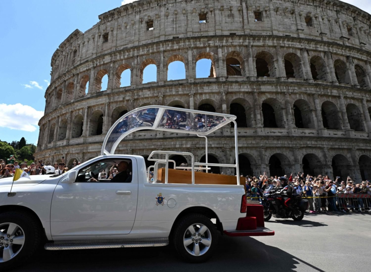 VIDEO. Así fue el emocionante adiós al Papa Francisco en Roma, recorriendo lugares históricos