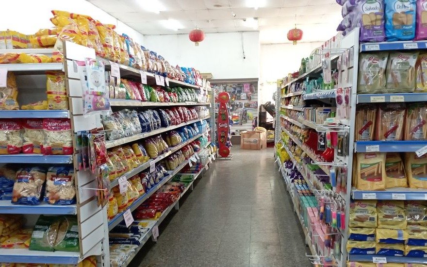 Almacenes de Junín: cautela, segundas marcas y consumo más controlado