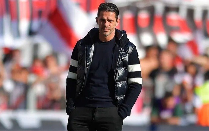 Gago, afuera: Riquelme echó al DT, que hoy pasará a despedirse del plantel de Boca