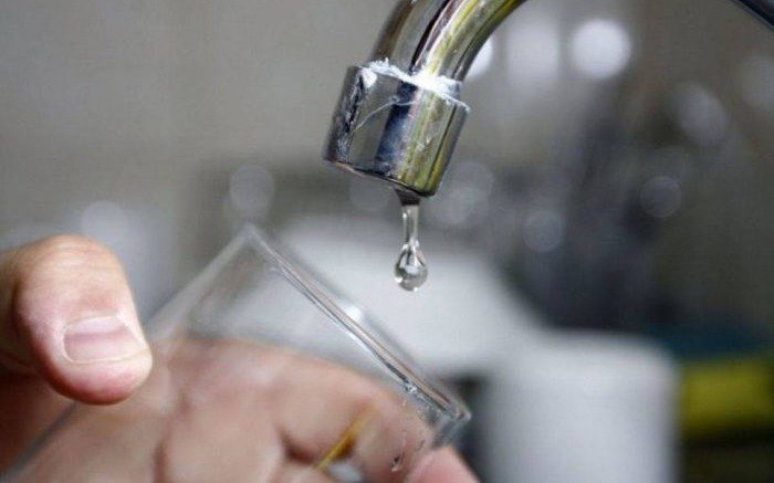 AySA anuncia cortes de agua en Quilmes y Solano