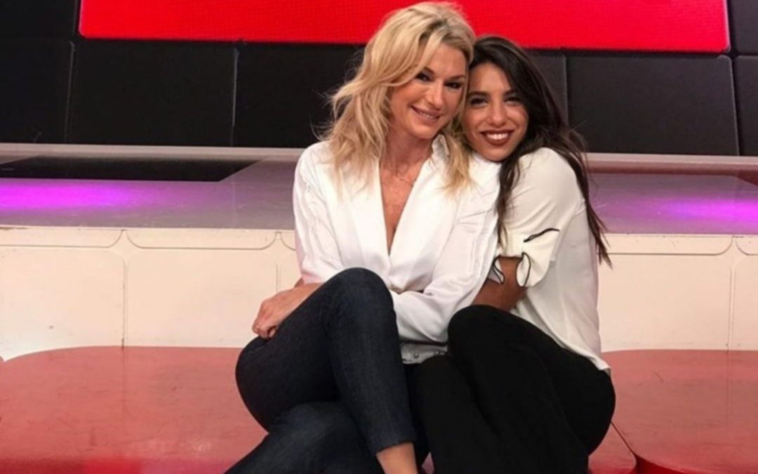 Cinthia Fernández en pie de guerra con Lola y Yanina Latorre: “A mi no me mantiene nadie”