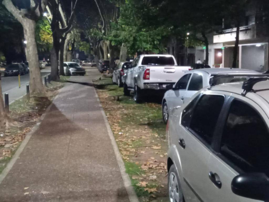 La rambla a disposición de trapitos e infractores cuando juega Estudiantes