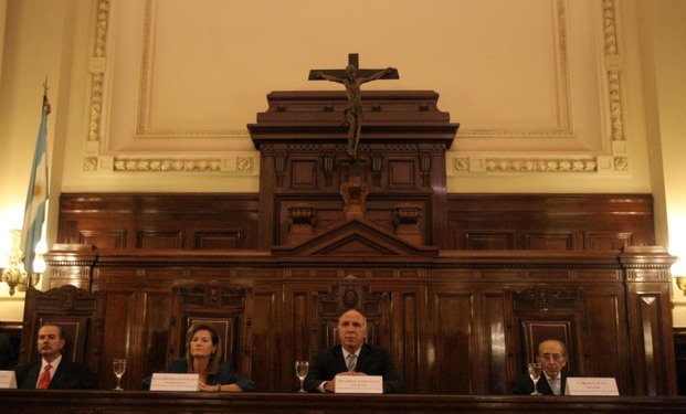 Diputados kirchneristas piden investigar a toda la Corte por falsedad ideológica
