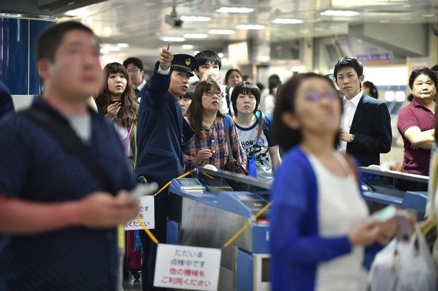 Evacuados en Japón por un potente terremoto