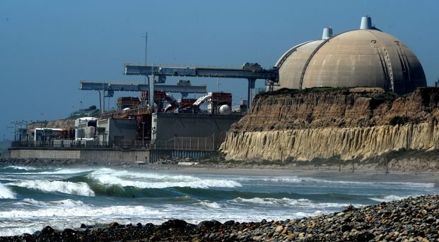 Hallan una fuga de agua radiactiva en la central de Fukushima Daiichi