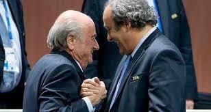 La pena máxima: la FIFA decidida a expulsar de por vida a Platini